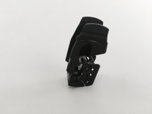 雨刮配件注塑模具廠，五金配件注塑廠，雨刮器生產(chǎn)廠家