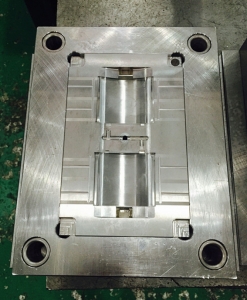 Y300422儀器塑膠制品，深圳塑膠模具廠，注塑模具加工